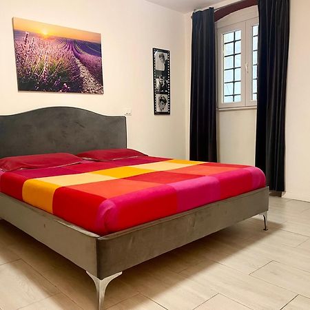 New Apartment 2 Minute From The Port Livorno Eksteriør bilde